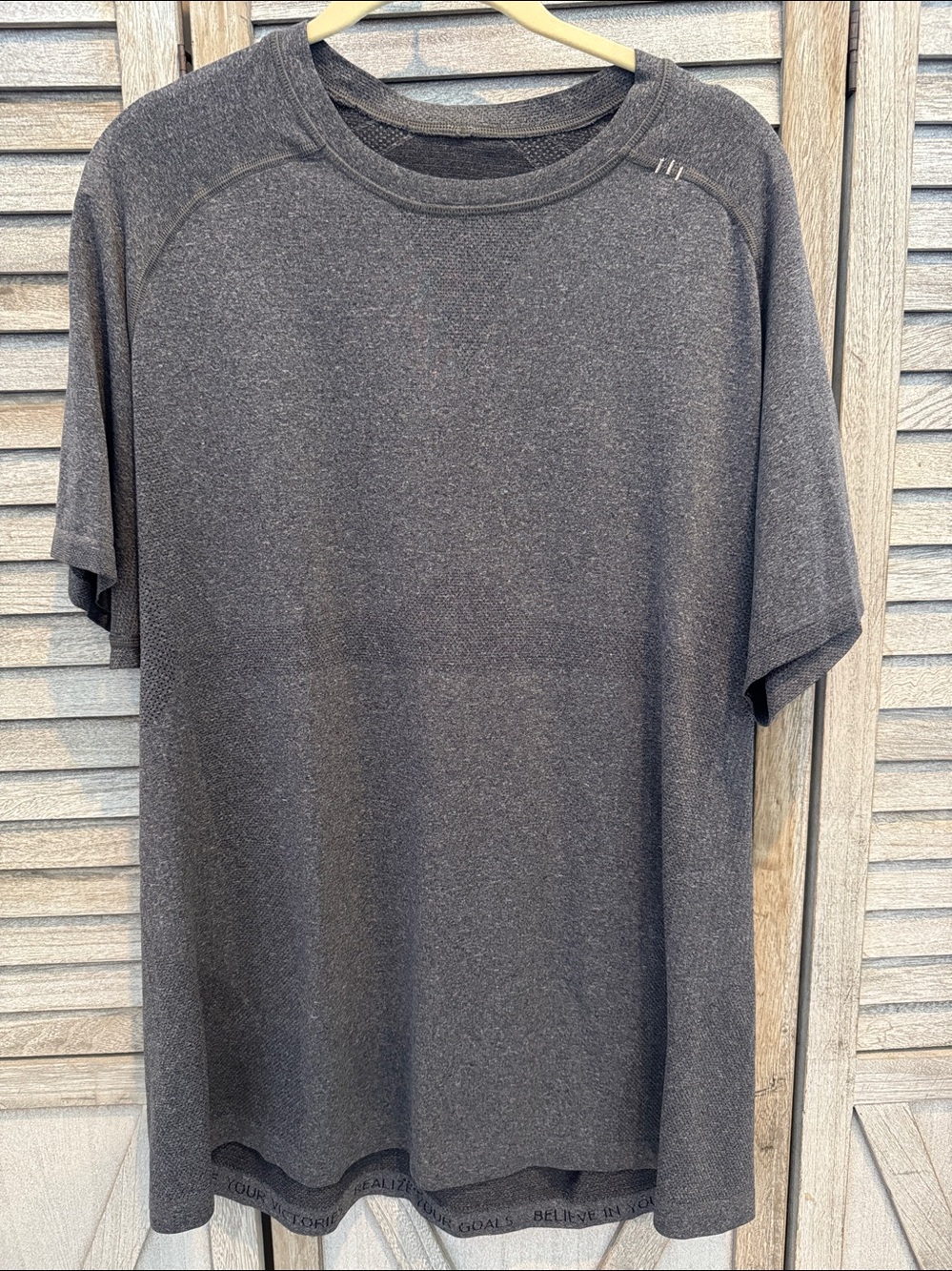 Lululemon Men’s Swiftly Tech T Shirt Men's Gray size XL pre owned